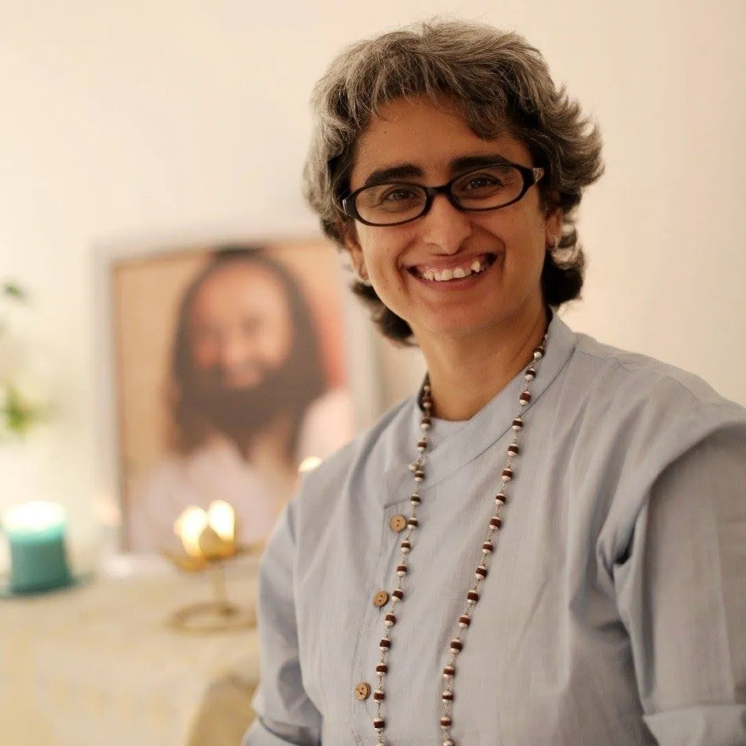 Portrait of Shreya Chugh, yoga and meditation teacher